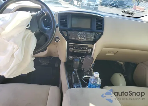 2016 Nissan Pathfinder S z USA, uszkodzony, nr VIN 5N1AR2MM4GC622205